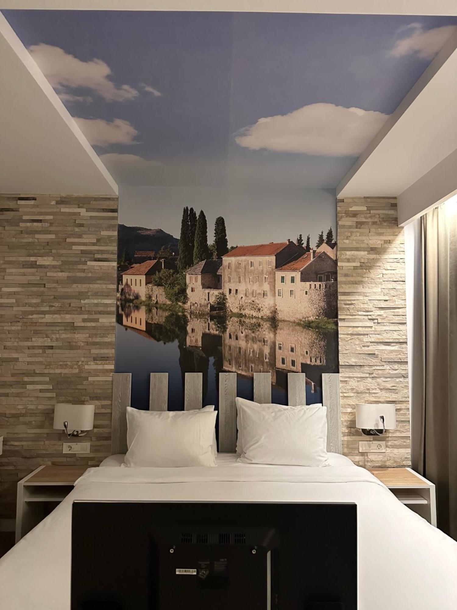 Hotel Nar เทรบินเย ภายนอก รูปภาพ